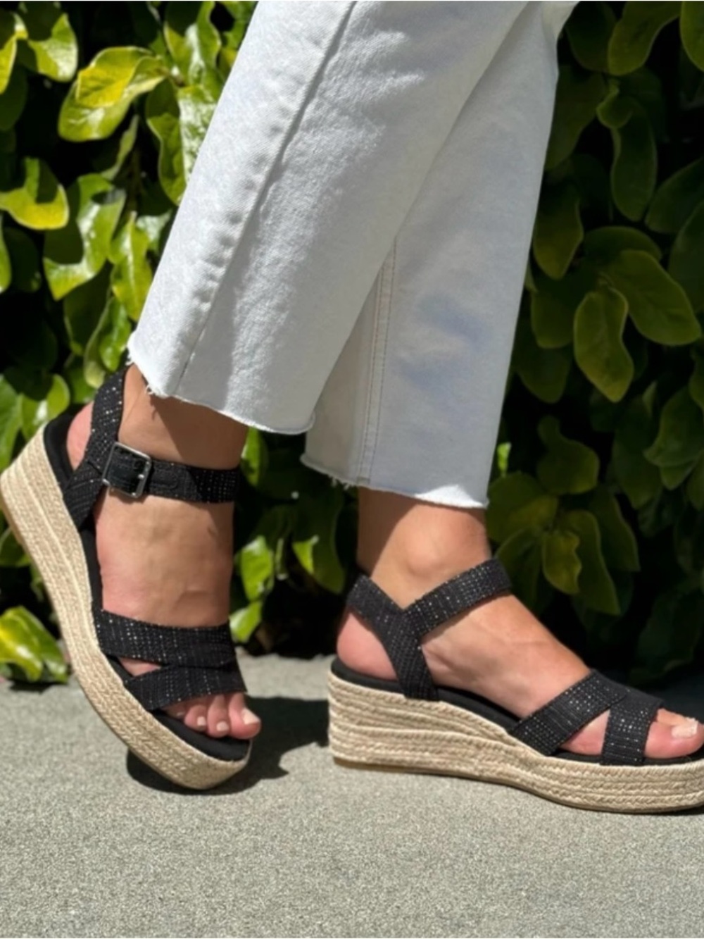 Toms Audrey Sparkle Espadrille Wedge Sandals Black Metallic Size 10” Like New”